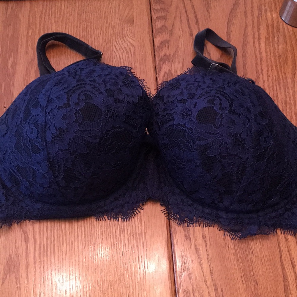 ✨2 FOR $29 ✨ VICTORIA’S SECRET BRA
